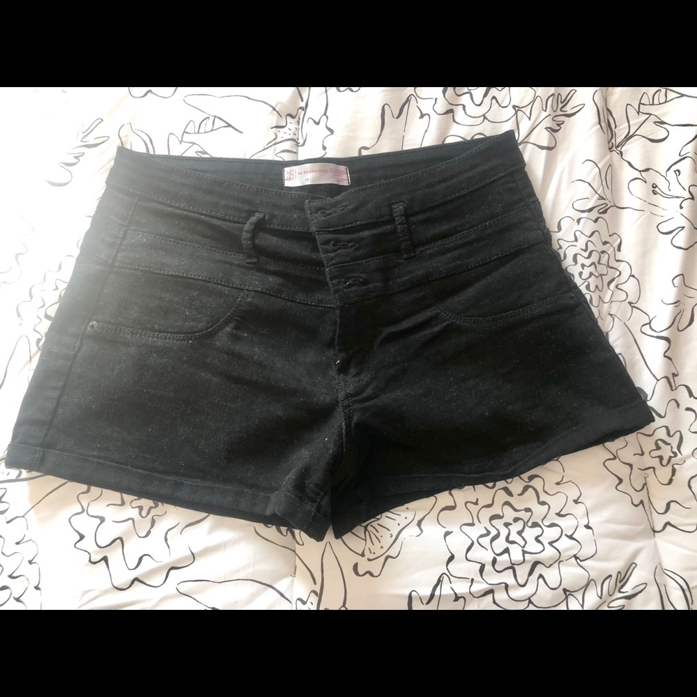 No Boundaries black denim jean shorts